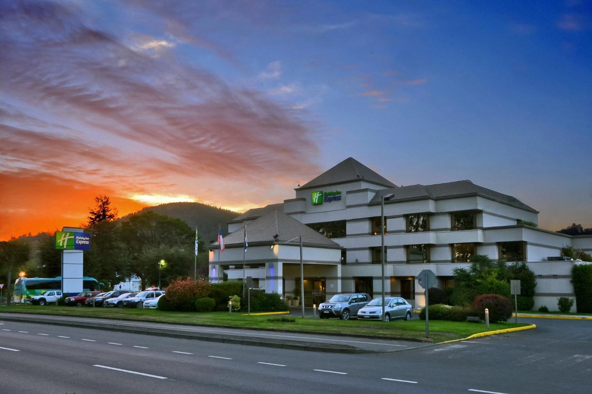 Holiday Inn Express - Temuco By Ihg Exteriör bild